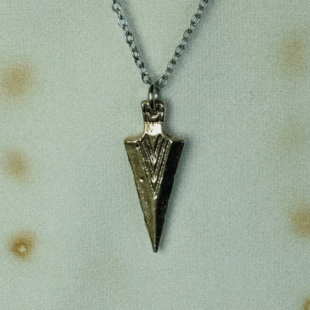 THE ARROWHEAD PENDANT